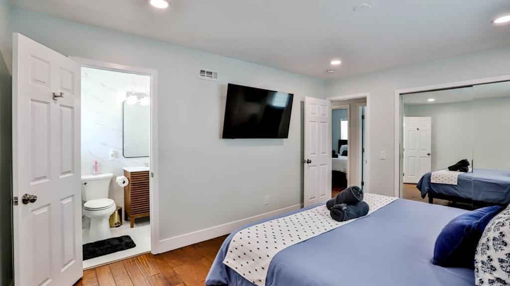 H&H Modern Lux 4Bd 1 King Suite 3 Queen Socal Disney Westminster Exterior foto