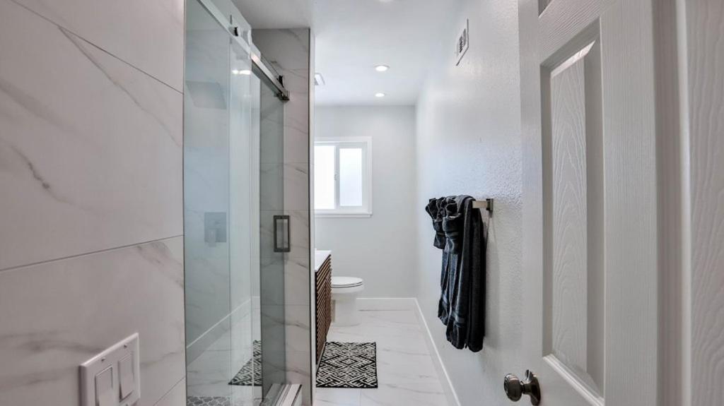 H&H Modern Lux 4Bd 1 King Suite 3 Queen Socal Disney Westminster Exterior foto
