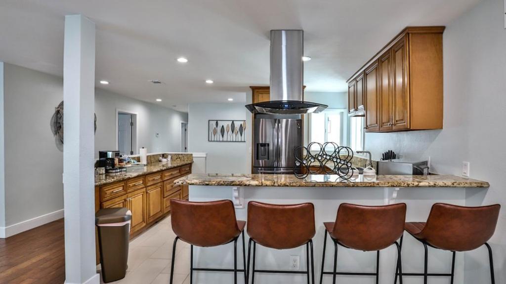 H&H Modern Lux 4Bd 1 King Suite 3 Queen Socal Disney Westminster Exterior foto
